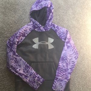 Girls’ Under Armour Sweatshirt